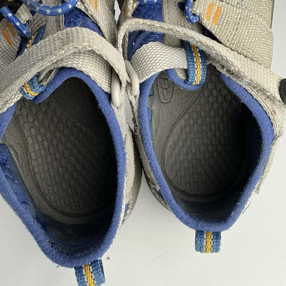 Keen Little Boy Newport H2 Walking Waterproof Sandals Size US13 EU31 Gray Blue